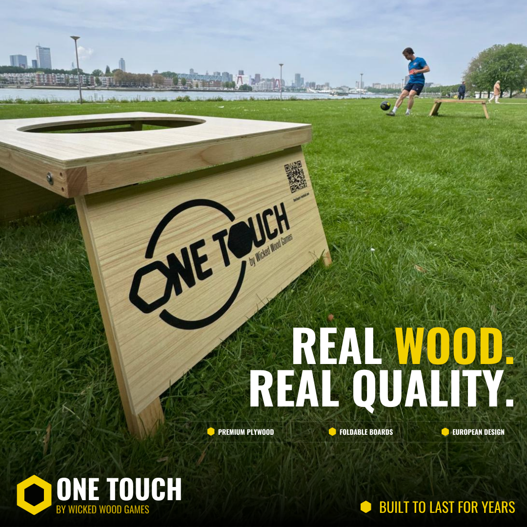 OneTouch Voetbalspel Starting Kit - Inclusief 1 board / Premium Voetbal / Draagtas